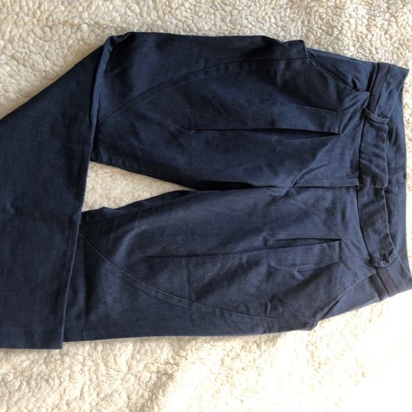 FASHION STYLE - Picture 3 of 4